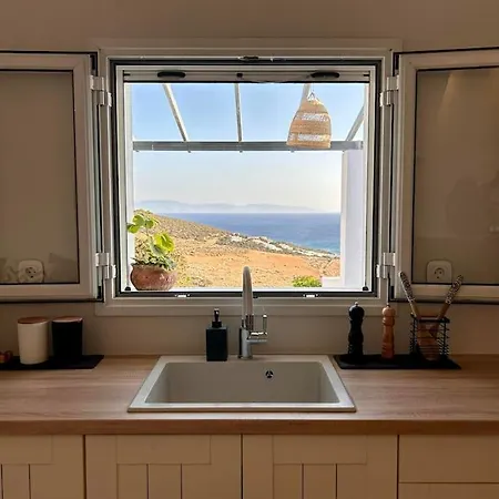 Pytilia Holiday home
